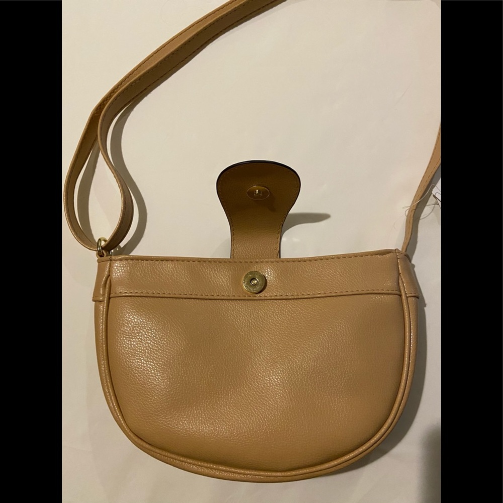 NWT Adjustable Shoulder Purse - Picture 3 of 6